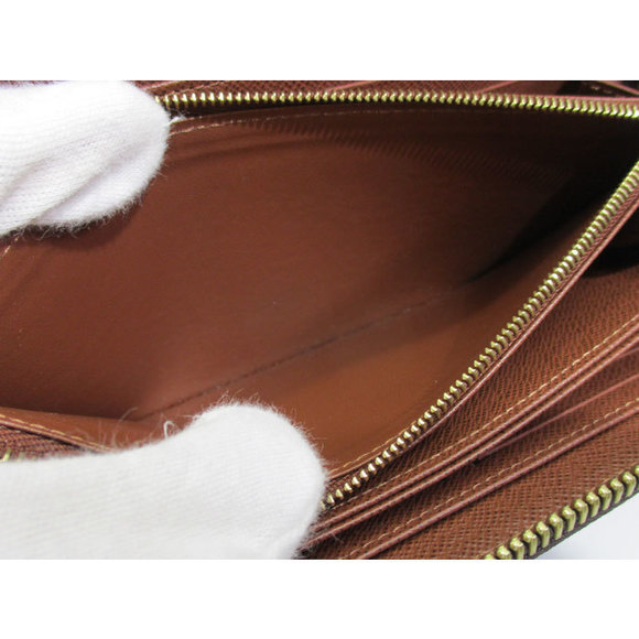Louis Vuitton Monogram Round Zipper Long Wallet - Picture 4 of 6